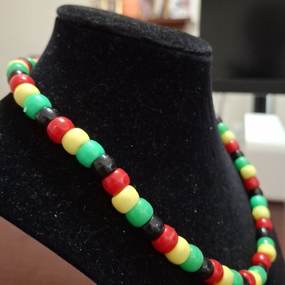 NECKLACE - Picture 2 of 6